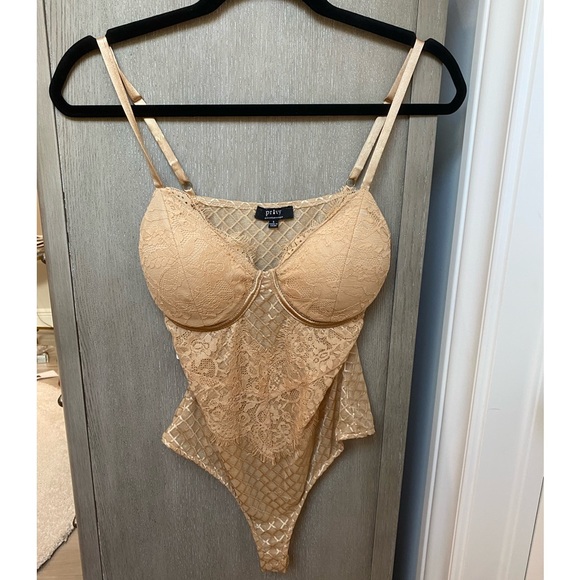 Tan lace bodysuit small NWT - Picture 6 of 15